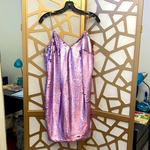 Aidan Mattox Flip Sequin V-Neck Spaghetti-Strap Mini Cocktail Dress